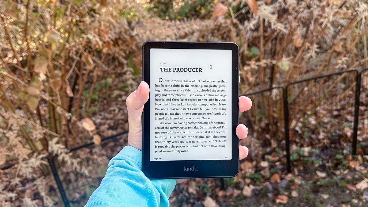 Kindle Versus Alternatives: E-readers, Tablets, and Physical Books Explored